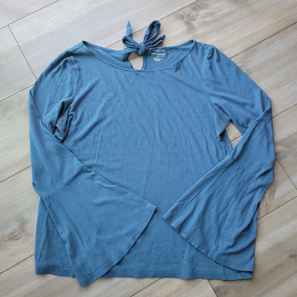 Banana Republic Long Sleeve Blue Tie-Back Top